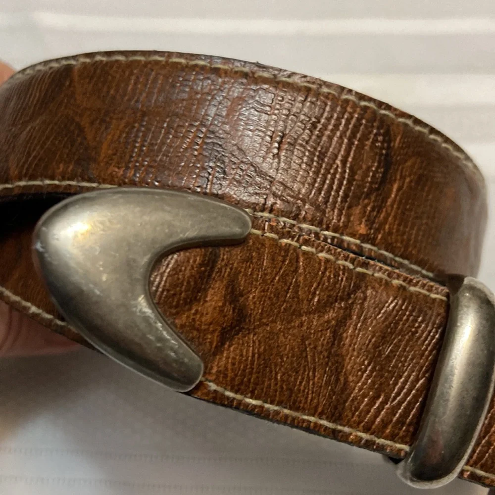 Brown Animal Print Womens Belt With Pewter Colored Buckle & Tip EUC size 30